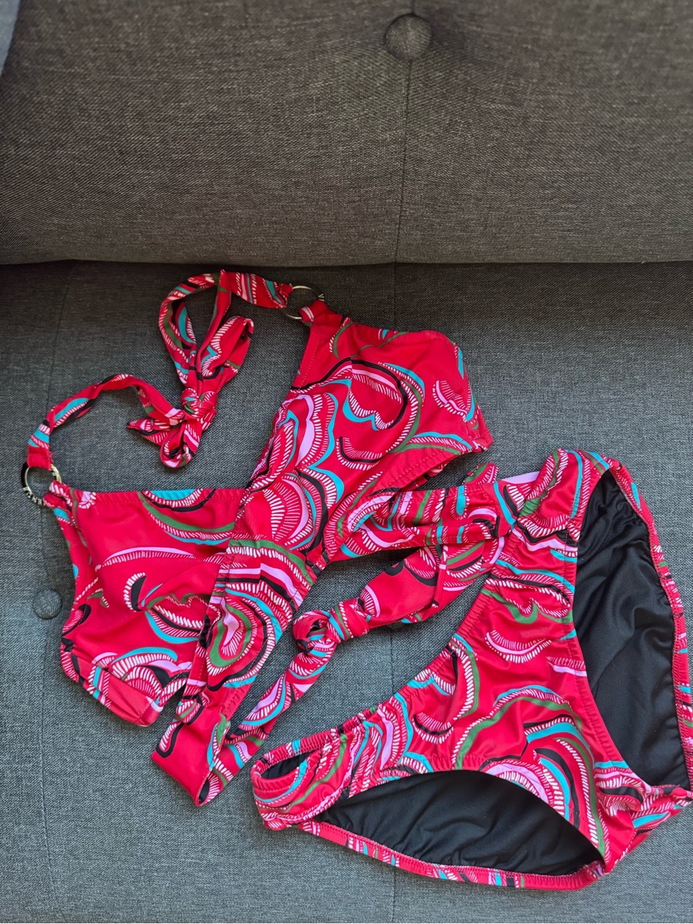 VENUS Vibrant red Patterned Two-Piece Bikini